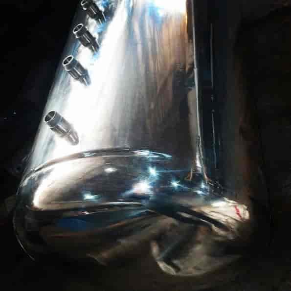 Steel tank polishing